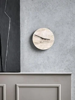 Reloj artesanal de travertino Loko