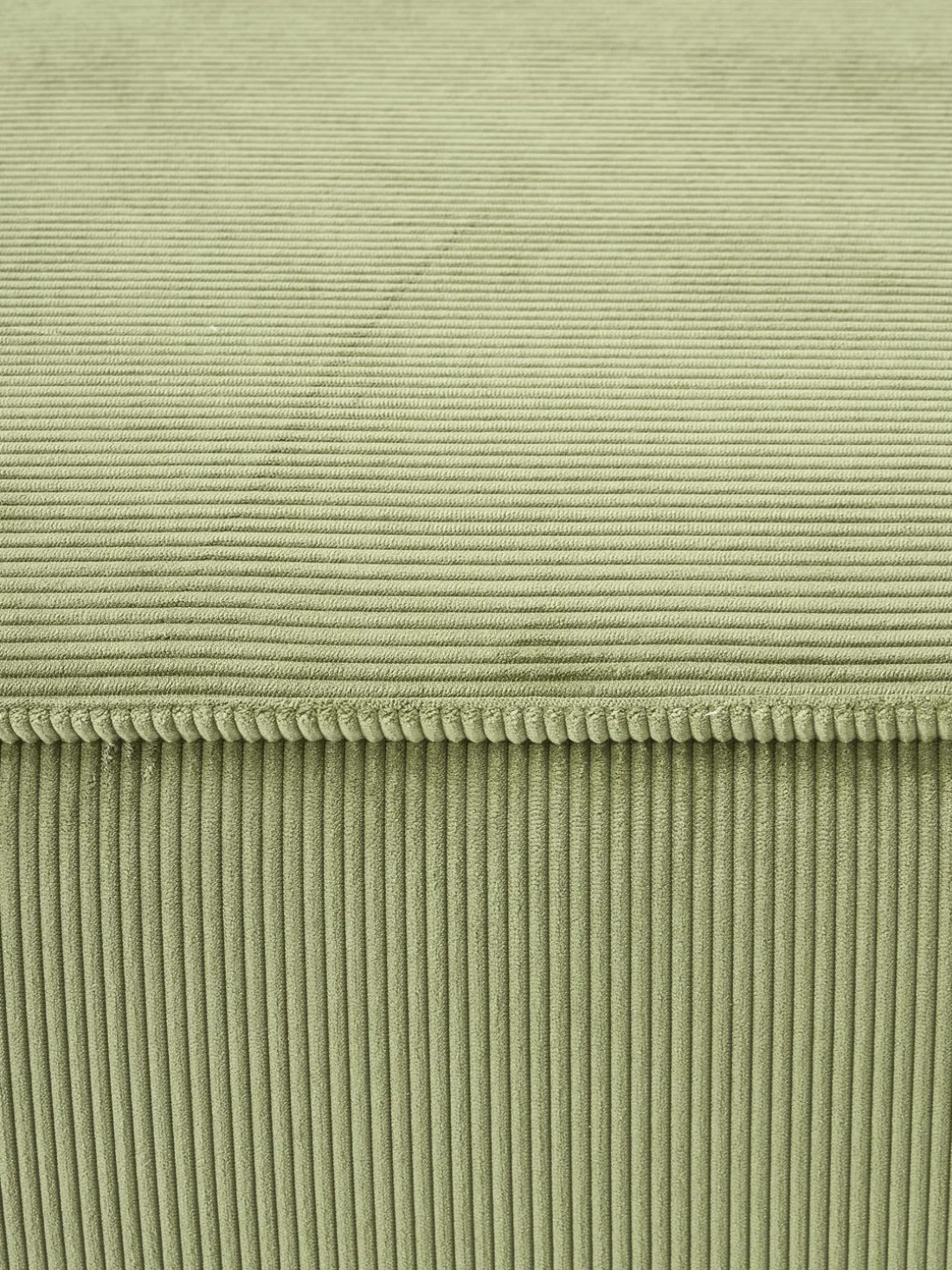 Reposapiés puf de pana Lennon