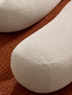 Reposapiés puf grande en tejido bouclé Alba