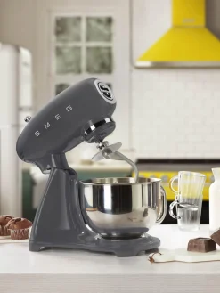 Robot amasador 50's Style