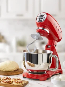 Robot amasador 50's Style