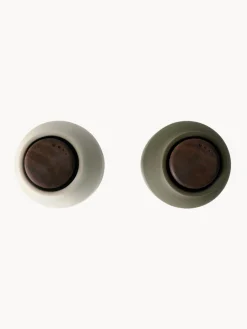 Salero y pimentero con tapa de nogal Bottle Grinder, 2 uds.