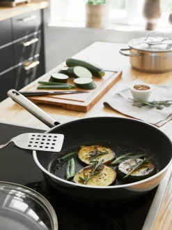 Sartén de acero inoxidable con revestimiento antiadherente Elegance