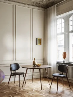 Silla artesanal de cuero y madera Rock