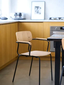 Silla artesanal de madera Holmen