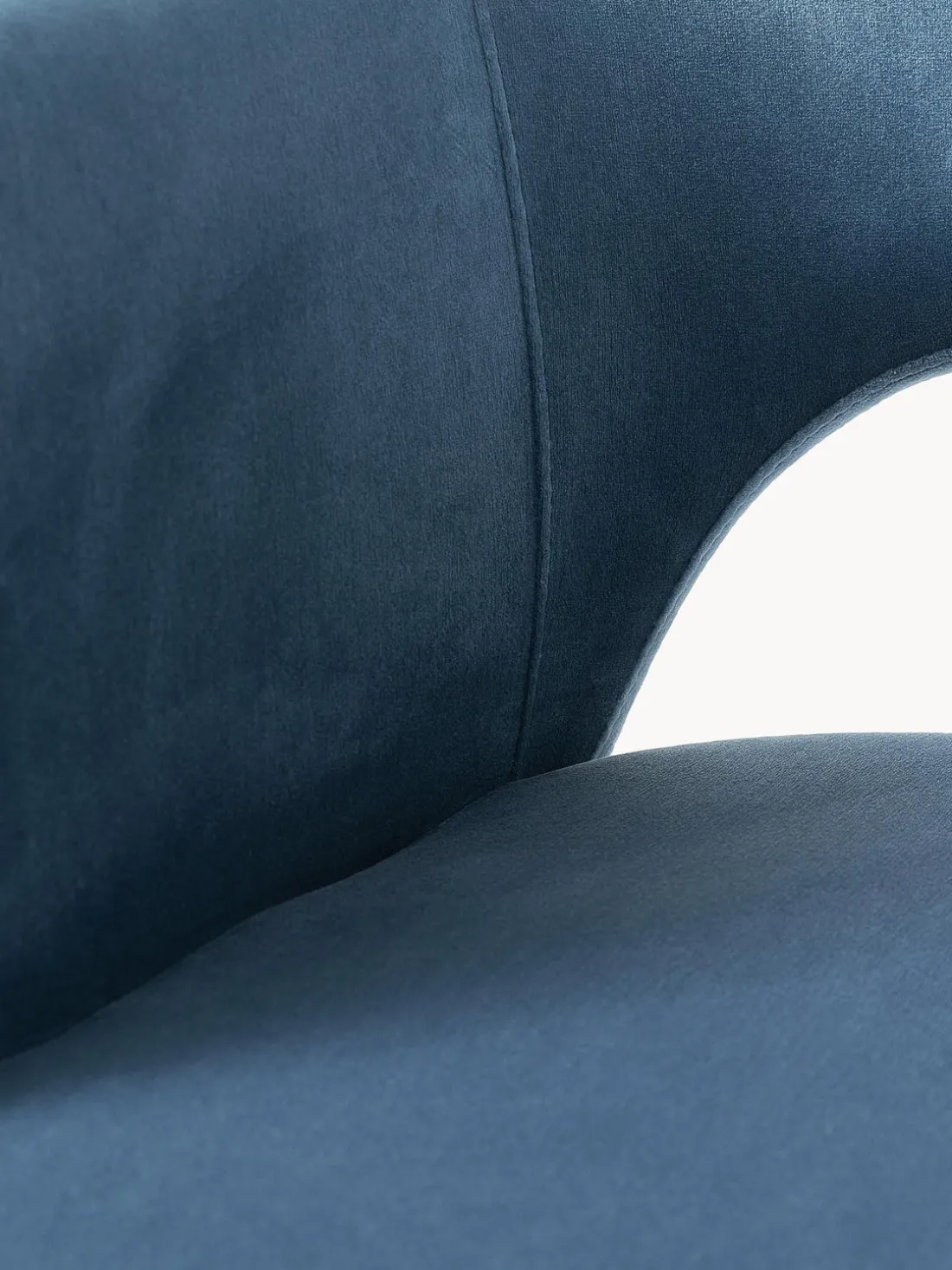 Silla con reposabrazos de terciopelo Rachel