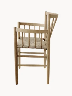 Silla con reposabrazos de roble J81