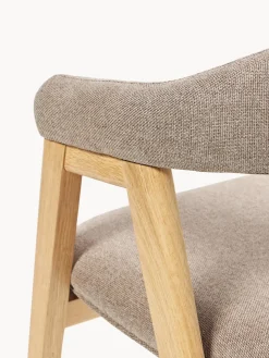 Silla con reposabrazos tapizada Nik