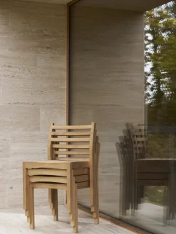 Silla de jardín apilable de madera de teca AH501