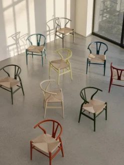 Silla de madera con asiento de tejido Ch24 Wishbone Chair