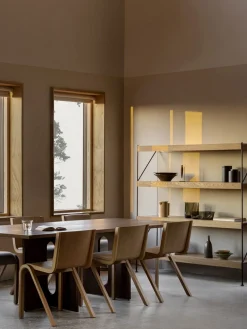 Silla de madera con asiento acolchado Ready