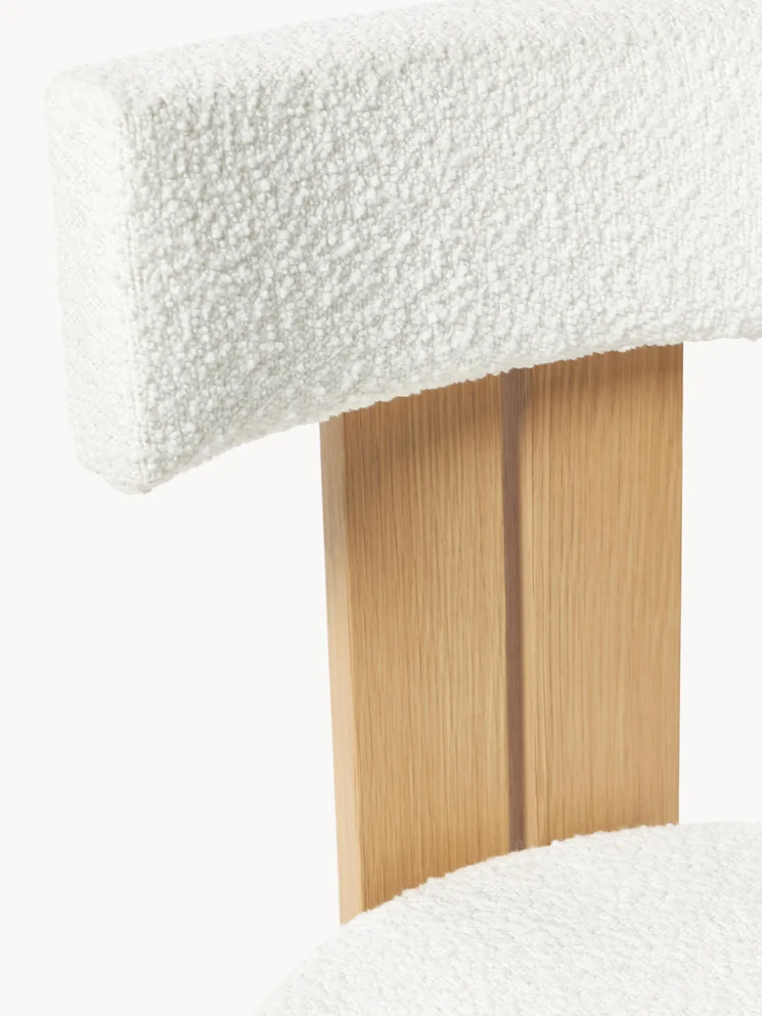 Silla de madera con tapizado bouclé Katya