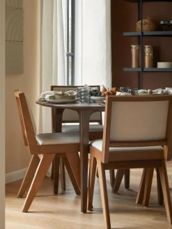 Silla de madera tapizada Sissi