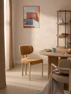 Silla tapizada de pana Adrien