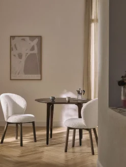 Silla tapizada en borreguillo Serena