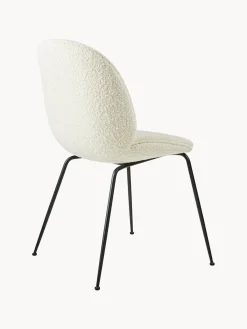 Silla tapizada en tejido bouclé Beetle