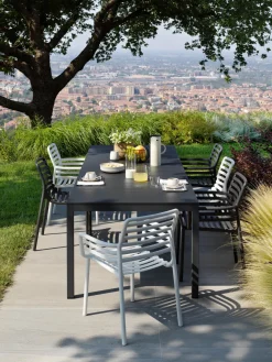 Sillas de jardín apilables con reposabrazos Doga, 2 uds.