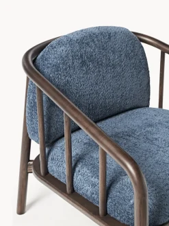 Sillón de madera de fresno con tapizado de borreguillo Balin