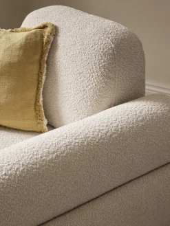 Sillón en tejido bouclé Lilo