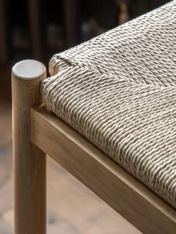 Taburete artesanal de madera de roble Eton