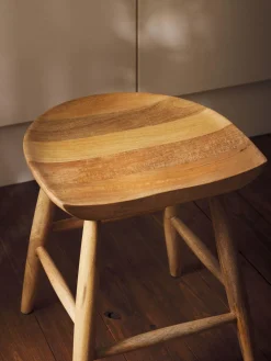 Taburete de madera de mango Nino