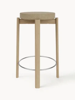 Taburete de madera de roble en tejido bouclé Passage