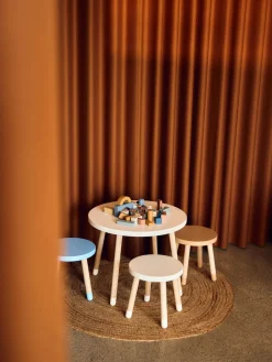 Taburete infantil de madera Dots