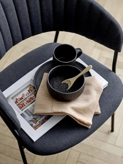 Tazas de café con relieves Neri, 2 uds.