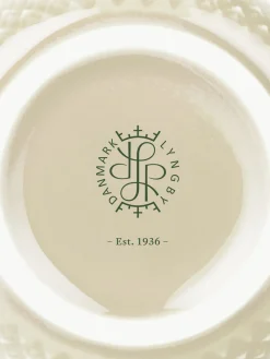 Tetera de porcelana con relieves Rhombe, 1,9 L