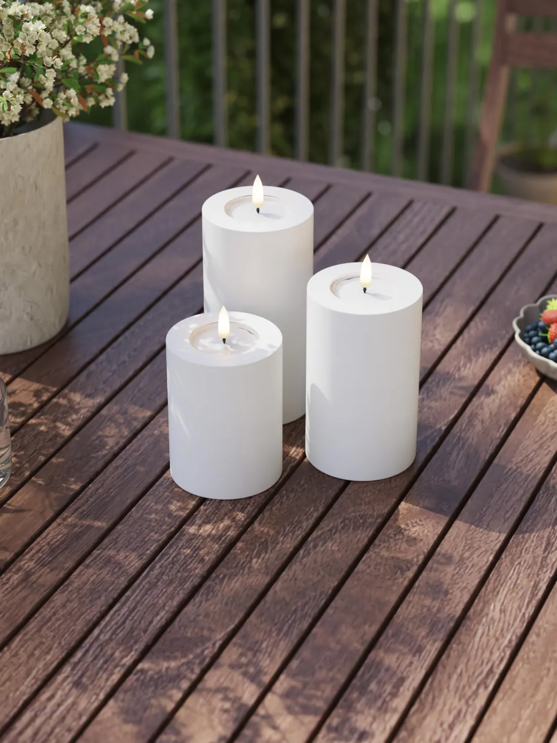 Vela LED artesanal para exterior Real Flame, 20 cm