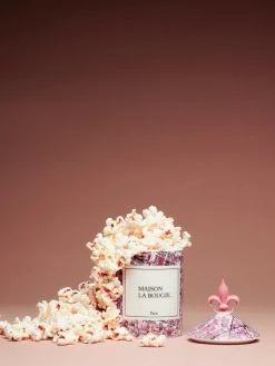 Vela perfumada artesanal Paris (lavanda, madera de cedro y pachulí)