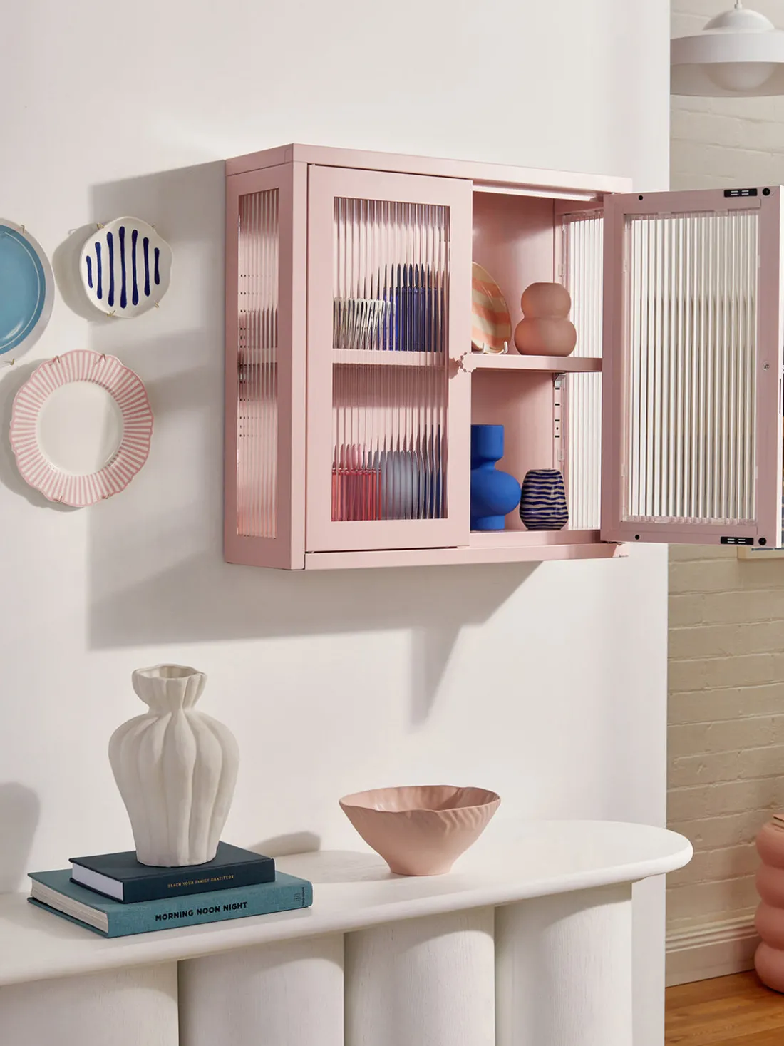 Vitrina de pared The Kit