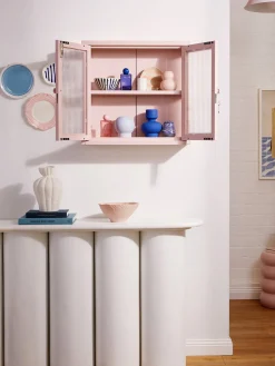 Vitrina de pared The Kit