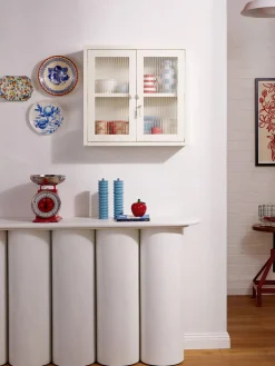 Vitrina de pared The Kit