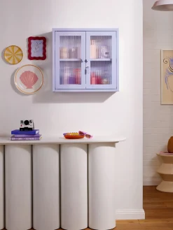 Vitrina de pared The Kit